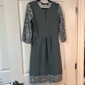 Lands' End Gray/Green Floral Sleeve Midi Dress